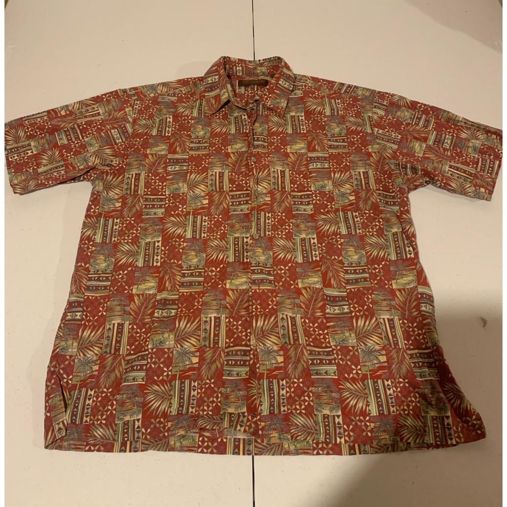 Tori Richard Men’s Size L Button Down Hawaiian Shirt 100% Cotton Tropic Print